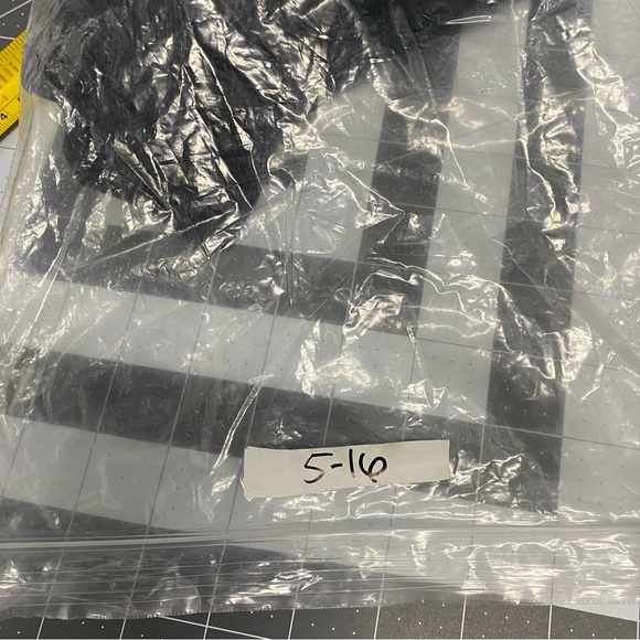 Vuori Women's Leggings Small - Picture 8 of 8